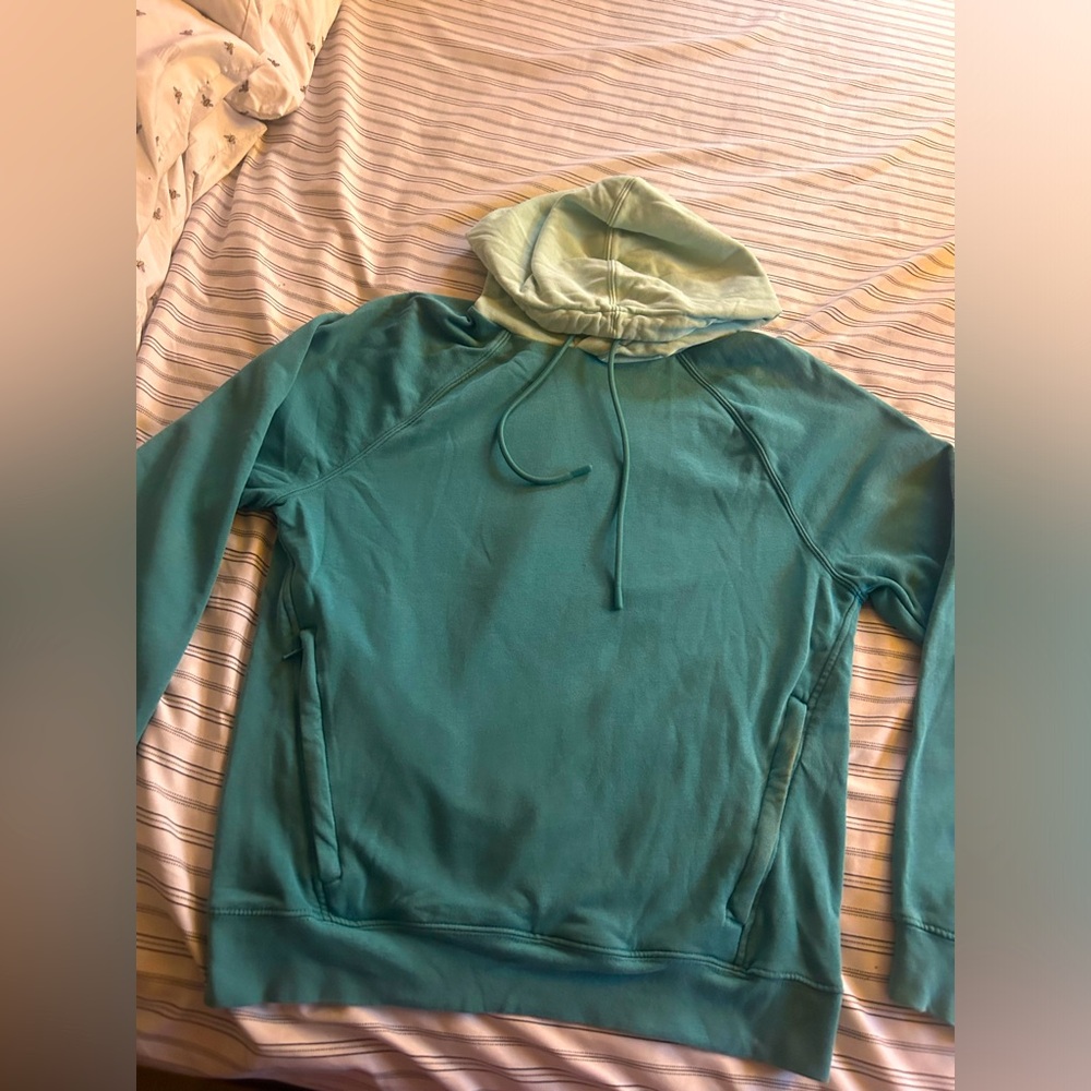 Fabletics Hoodie size M